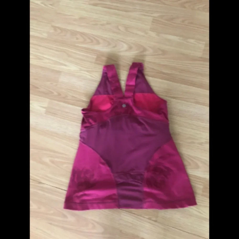 Lululemon Women's V Neck Floral Top Sz 10